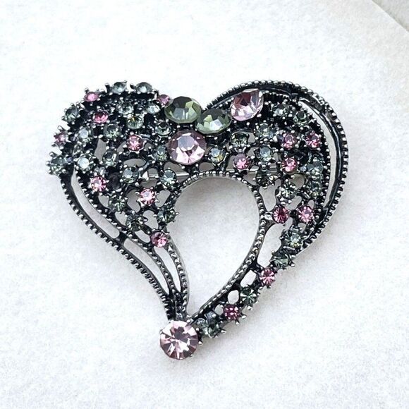 Gunmetal Gray with Pink Morganite and Olivine Crystal Heart Pin Back Brooch - Picture 3 of 8